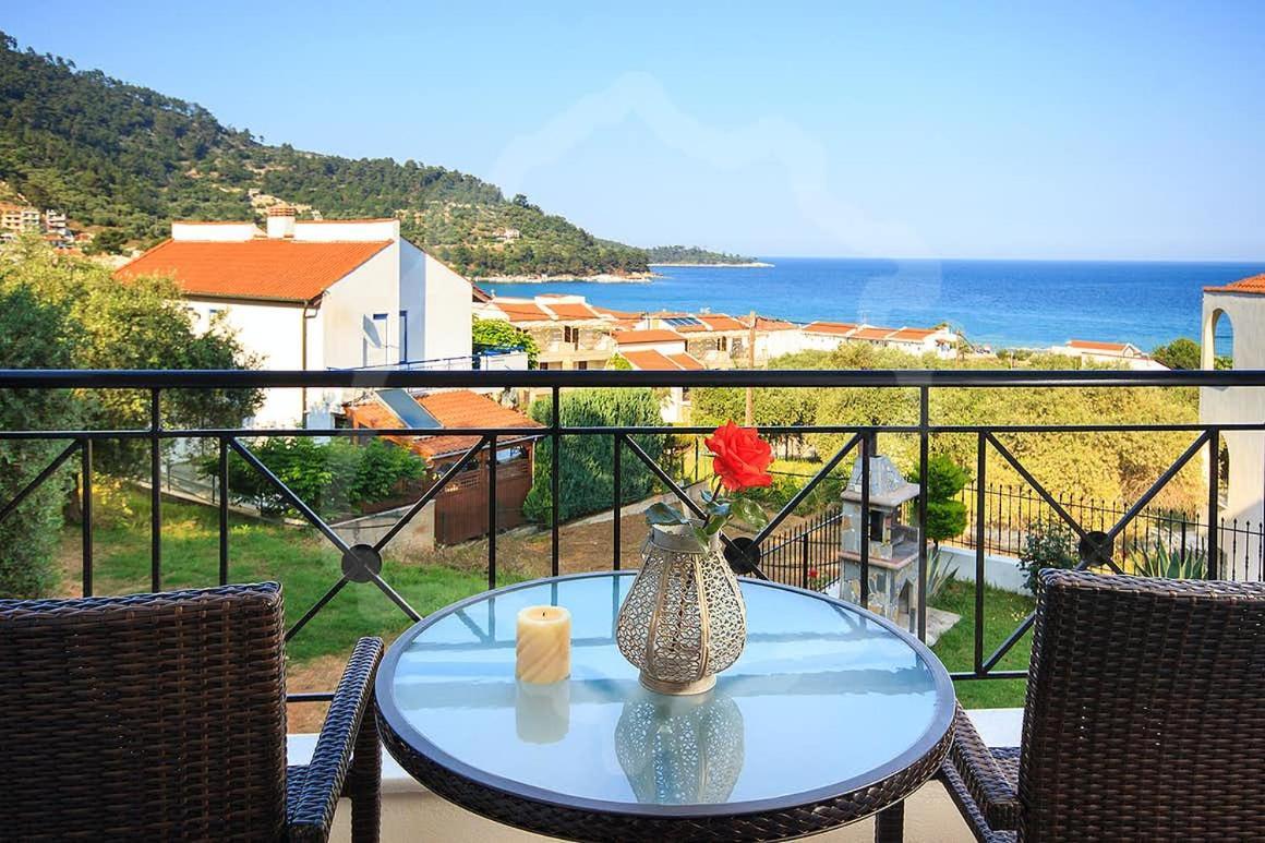 Loretta Maisonettes&studios Chrisi Ammoudia Esterno foto